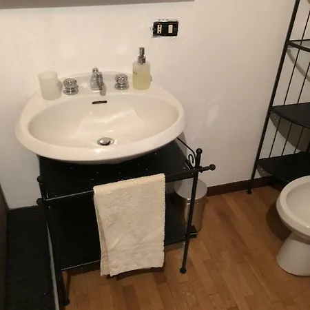 Appartement Lovely & Romantic Attic On Lake Como Nesso